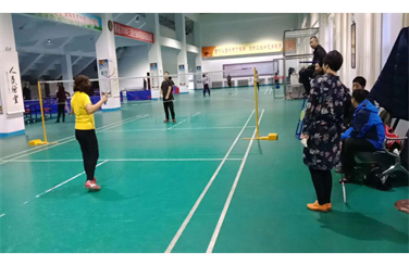 标题：羽毛球比赛现场
浏览次数：36370
发布时间：2019-01-02